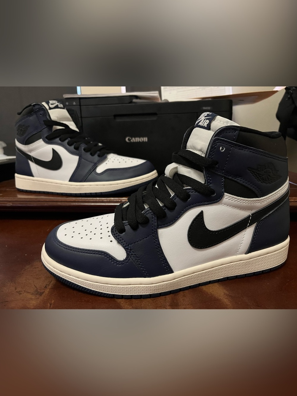 Jordan 1 og high midnight navy size 8.5